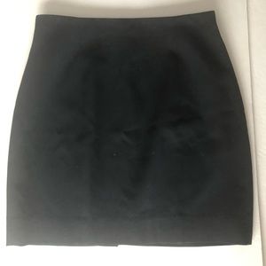 Vintage Paul Stanley Skirt Wool, fits like a size 4, but it’s a vintage size 8